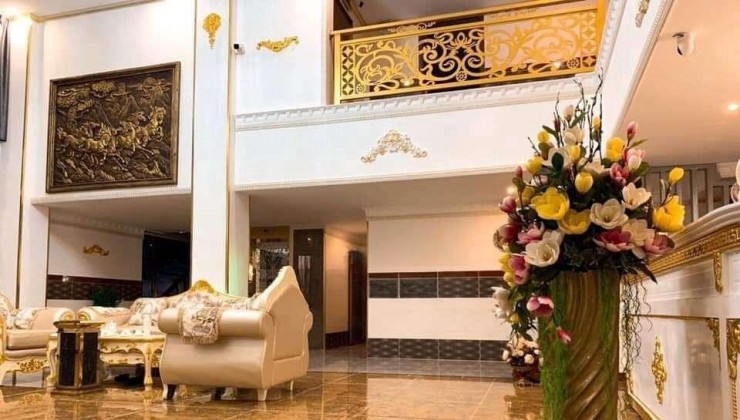 Hotel DT 930 m2 28 x 35 xây dựng 8 tầng 112 phòng cao cấp Nguyễn Văn Quá 96,3 tỷ